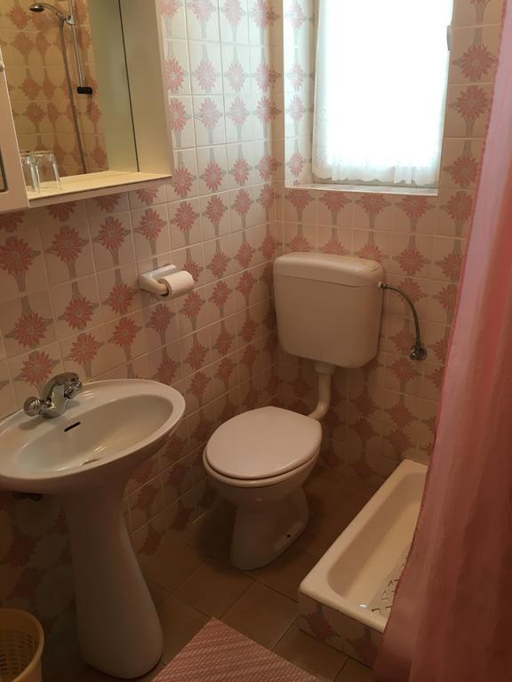 Apartment Biserka Barbat na Rabu Eksteriør bilde