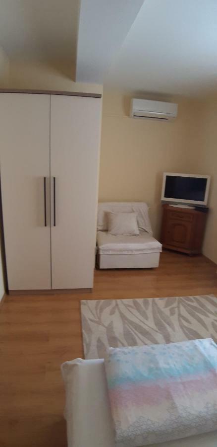 Apartment Biserka Barbat na Rabu Eksteriør bilde
